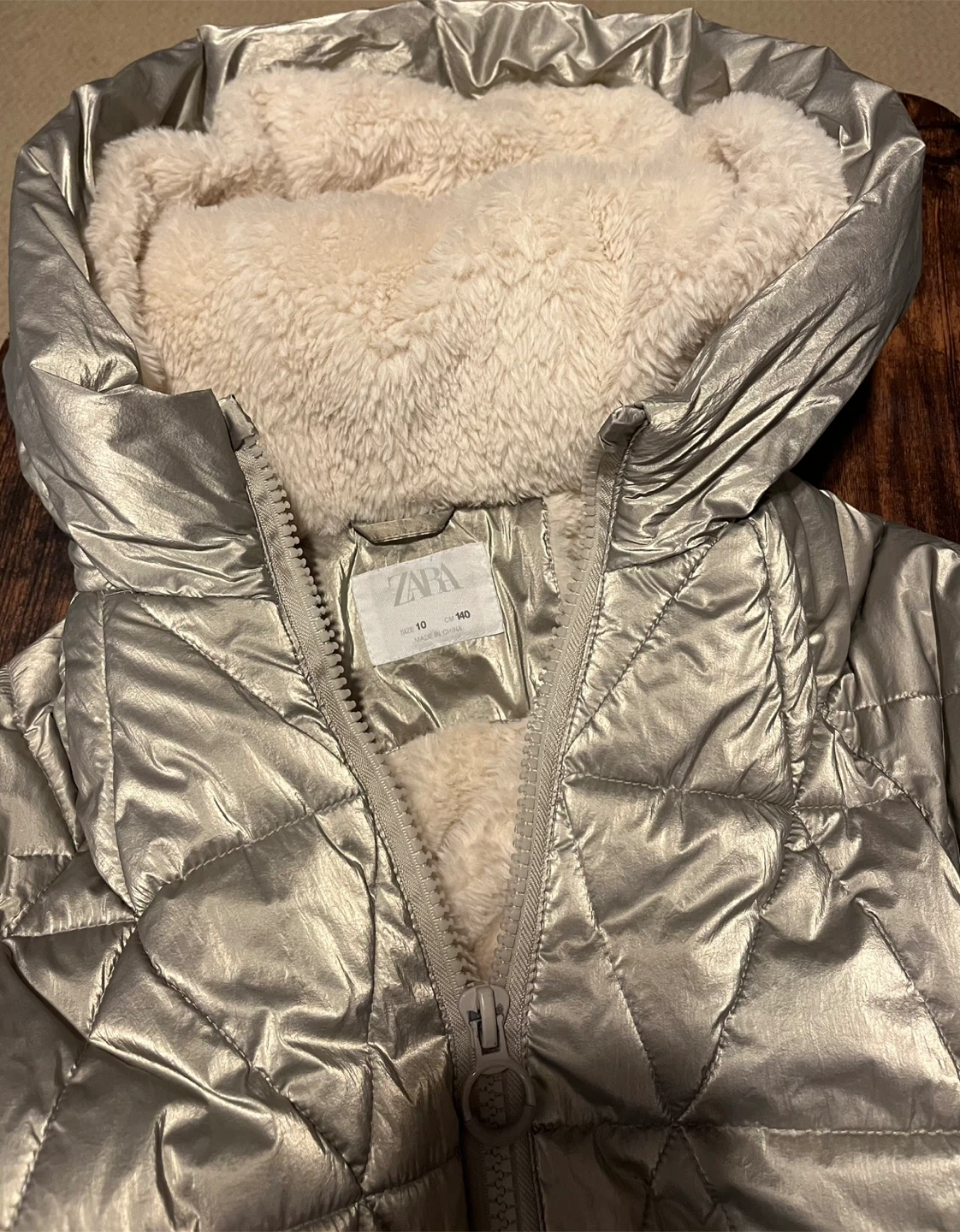 Zara Silver Puffer Jacket with Sherpa Lining - Size 10 - photo 3