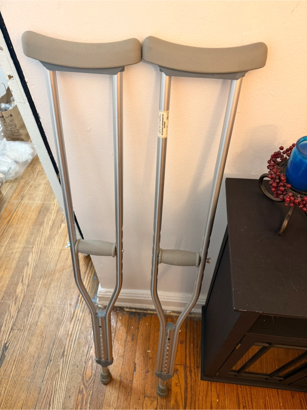 Aluminum Crutches (Pair) - photo 3