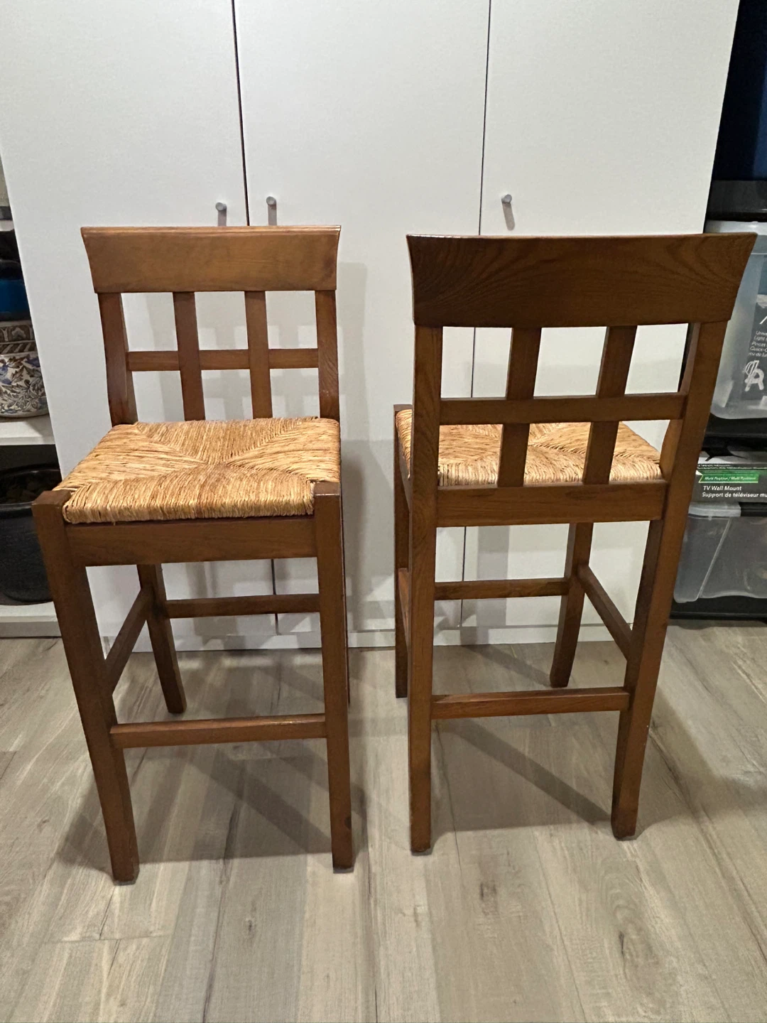 Solid Wood Bar Stools with Rush Seats (Set of 2) - photo 2