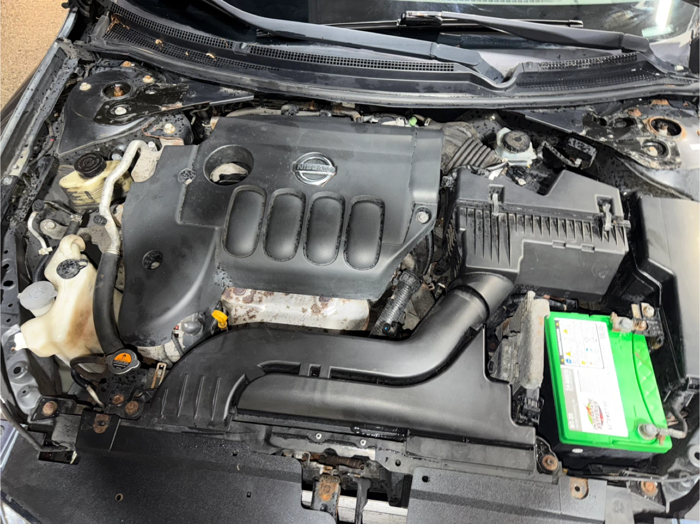 2010 Nissan Altima 2.5 S Sedan - photo 2