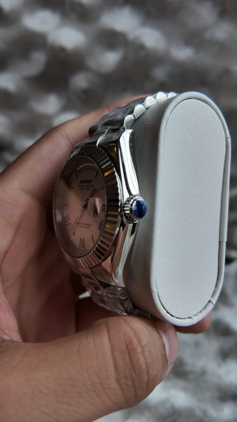 Seiko Automatic Day-Date Watch - photo 4