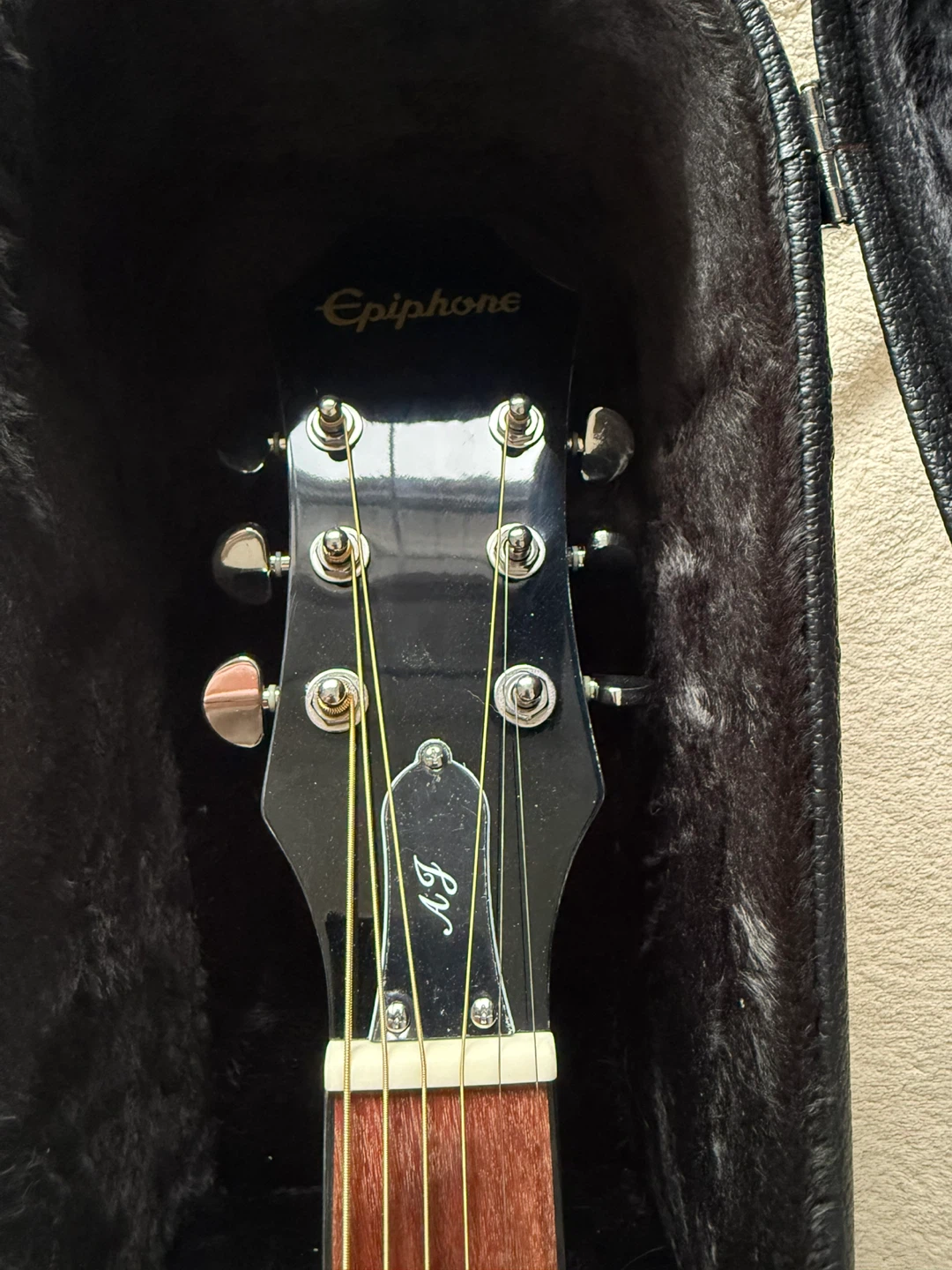 Epiphone AJ-210CE NA Acoustic Electric Guitar with Case - photo 4