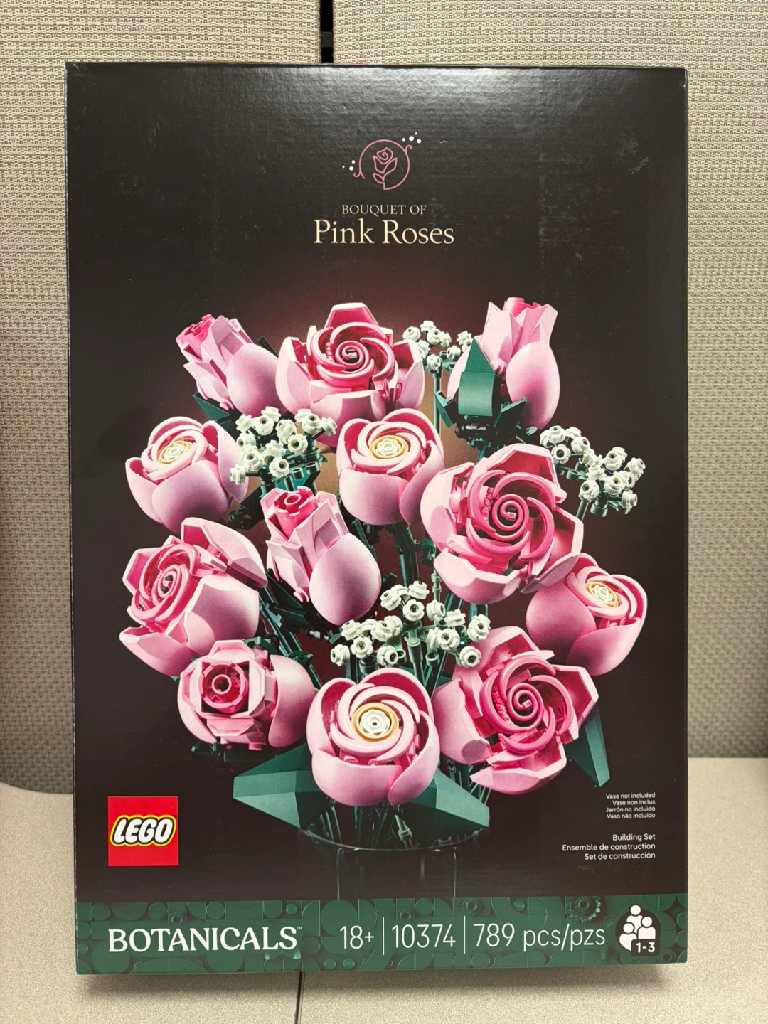 LEGO Botanicals Bouquet of Pink Roses (New/Sealed)