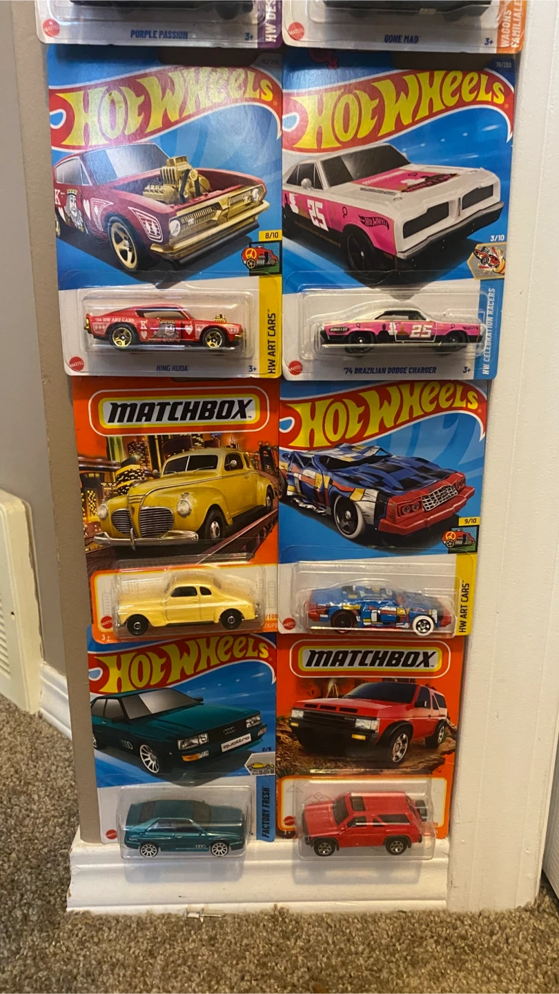 Hot Wheels and Matchbox Toy Cars - Assorted Models