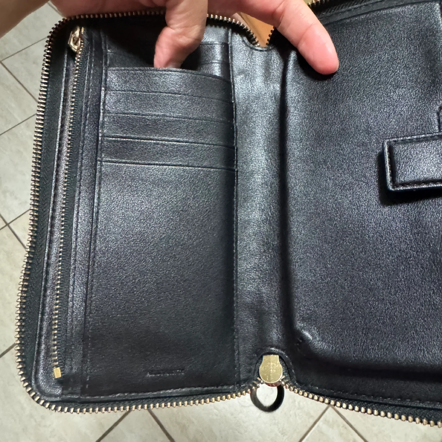 AllSaints Black Zip Around Wallet - photo 2