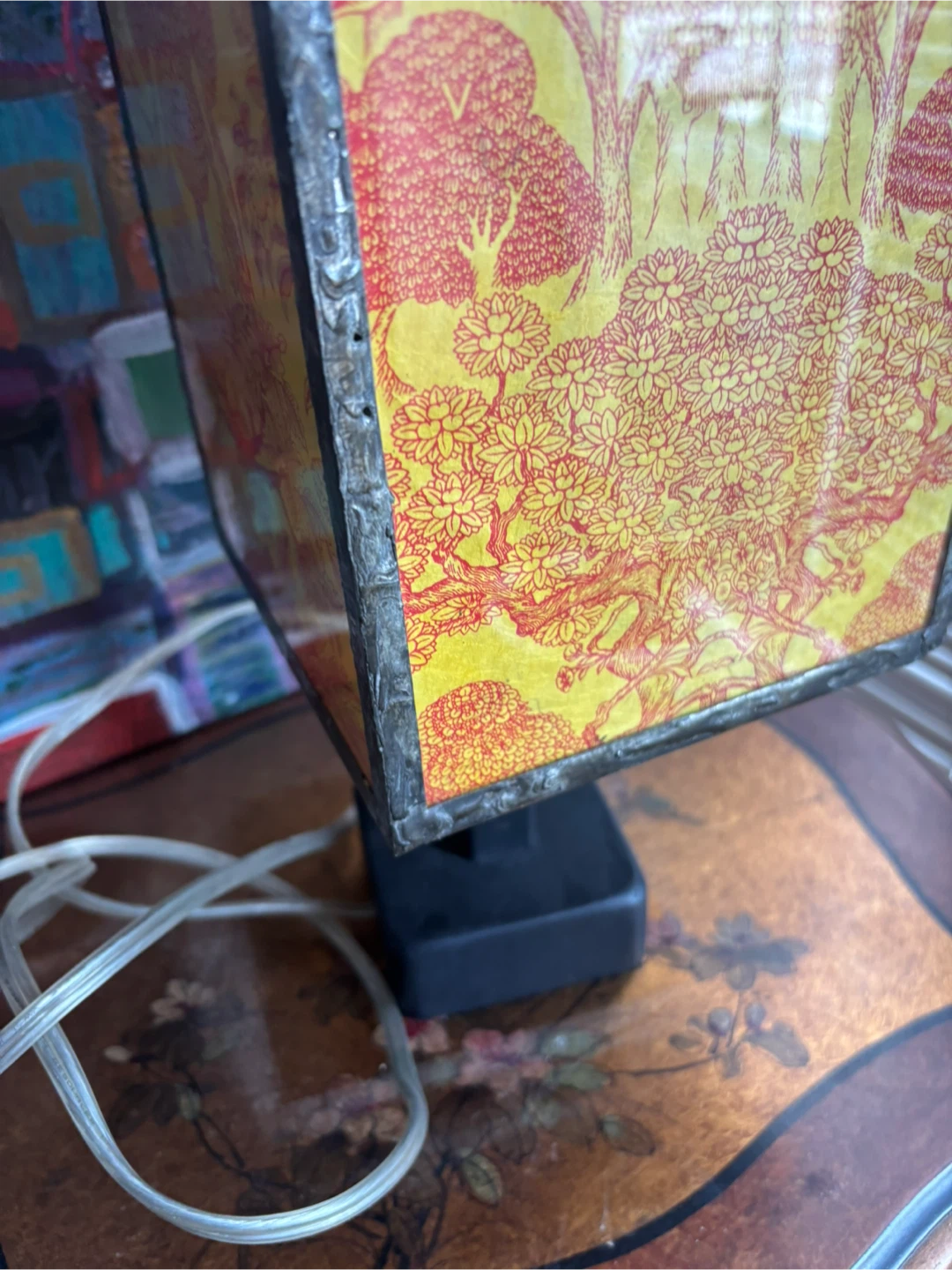 ‘70s Unique Stained Glass Bronze Table Lamp with Woodland Scene - photo 4