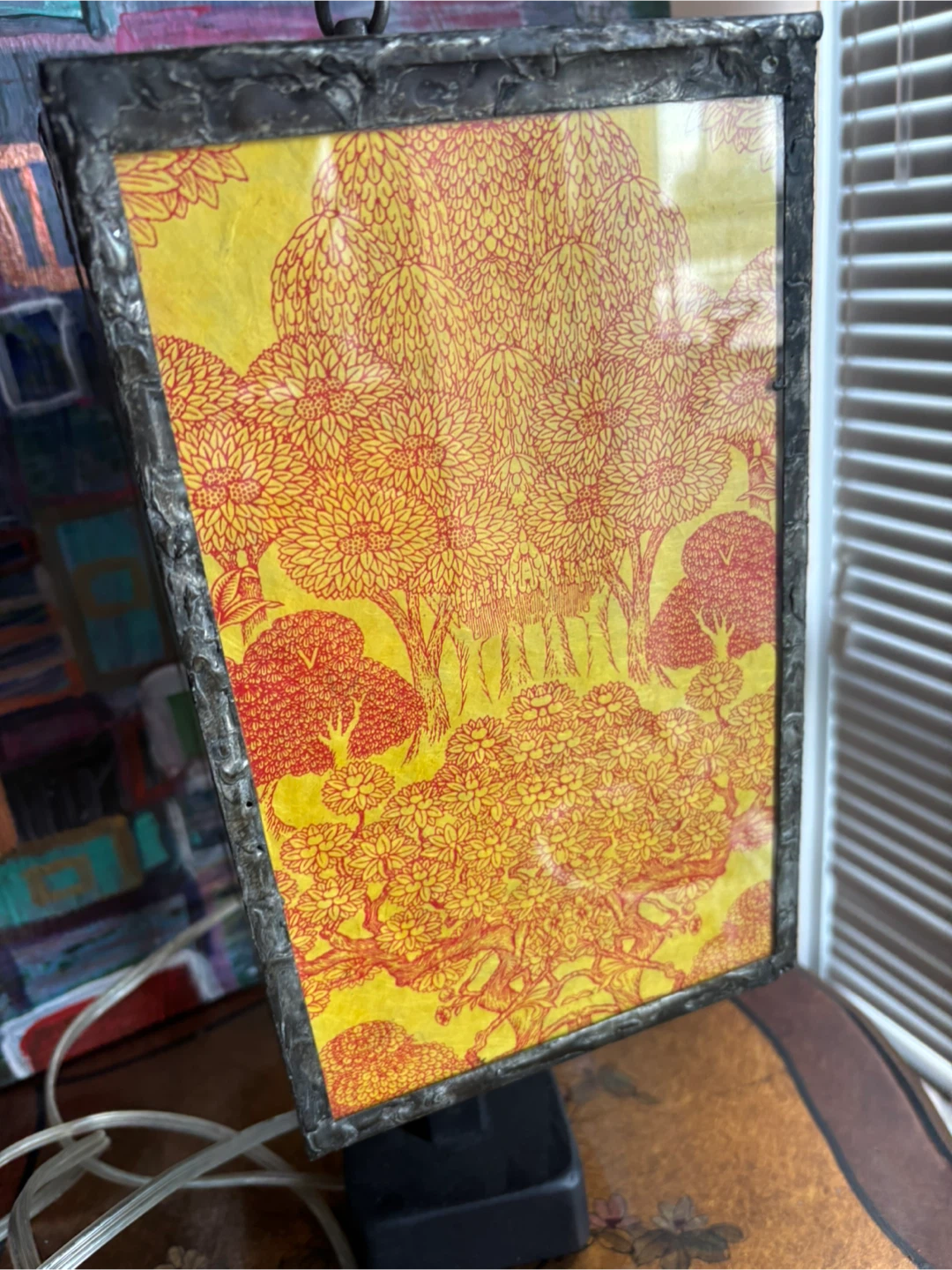 ‘70s Unique Stained Glass Bronze Table Lamp with Woodland Scene - photo 3