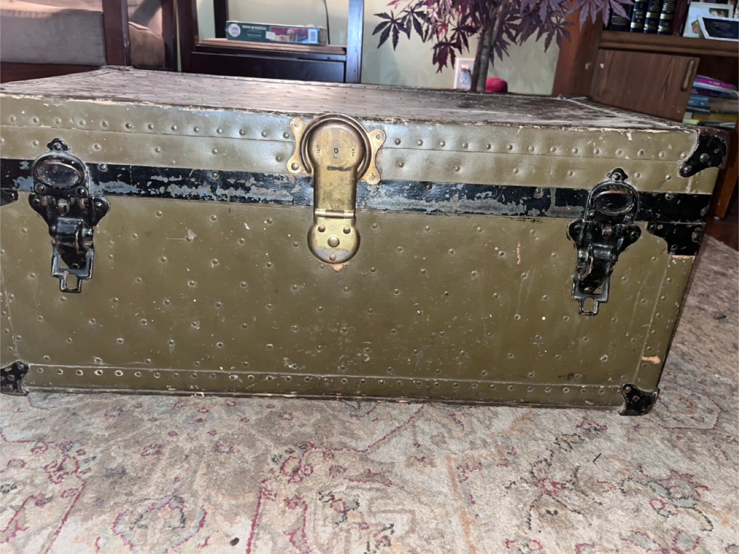 Antique Trunk World War 2 Military Footlocker must go OBO! - photo 2