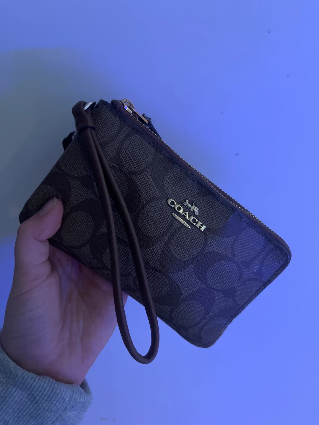 Coach Wristlet Small Brown Signature - photo 3