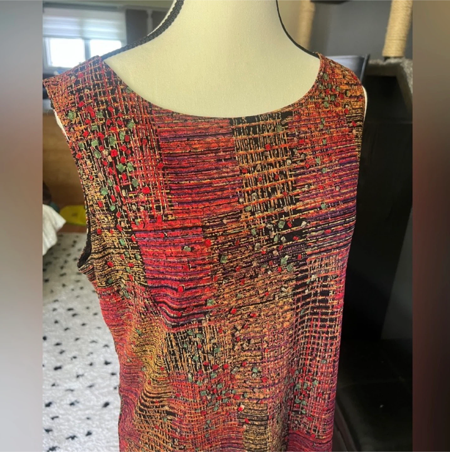 Sleeveless Women's Top - photo 2