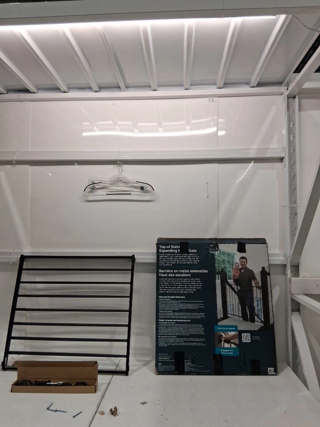 Safety 1st Top of Stairs Expanding Metal Gate