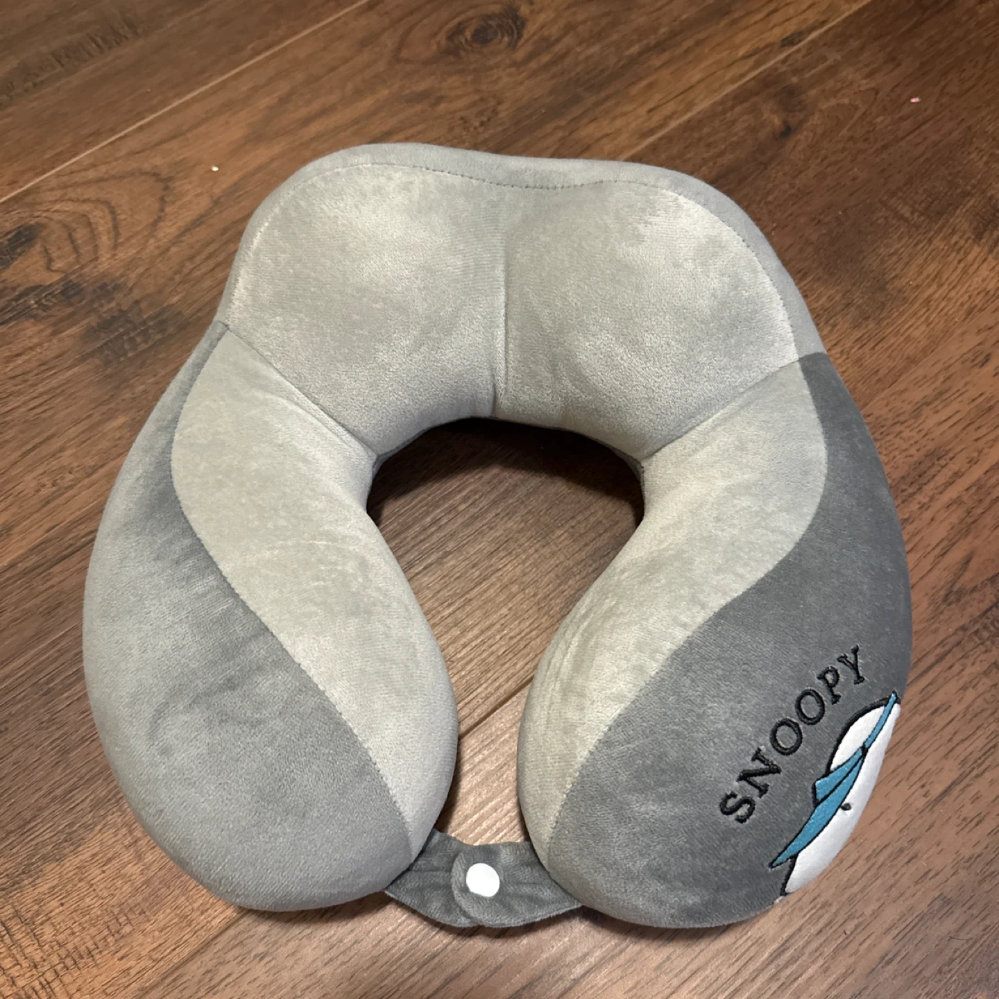 Free Travel pillows / neck pillows - photo 2