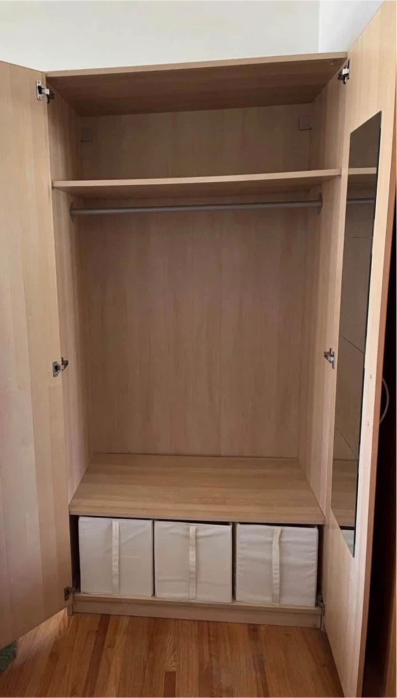 Move out sell - Light Wood Two-Door Wardrobe with Mirror - photo 3