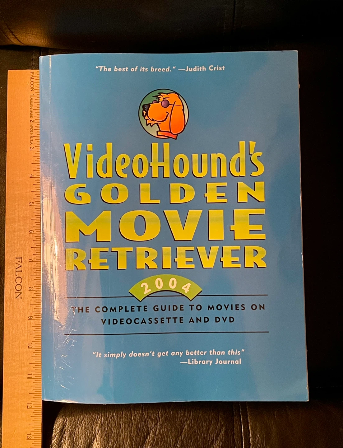 🧡VideoHound's Golden Movie Retriever 2004 Book