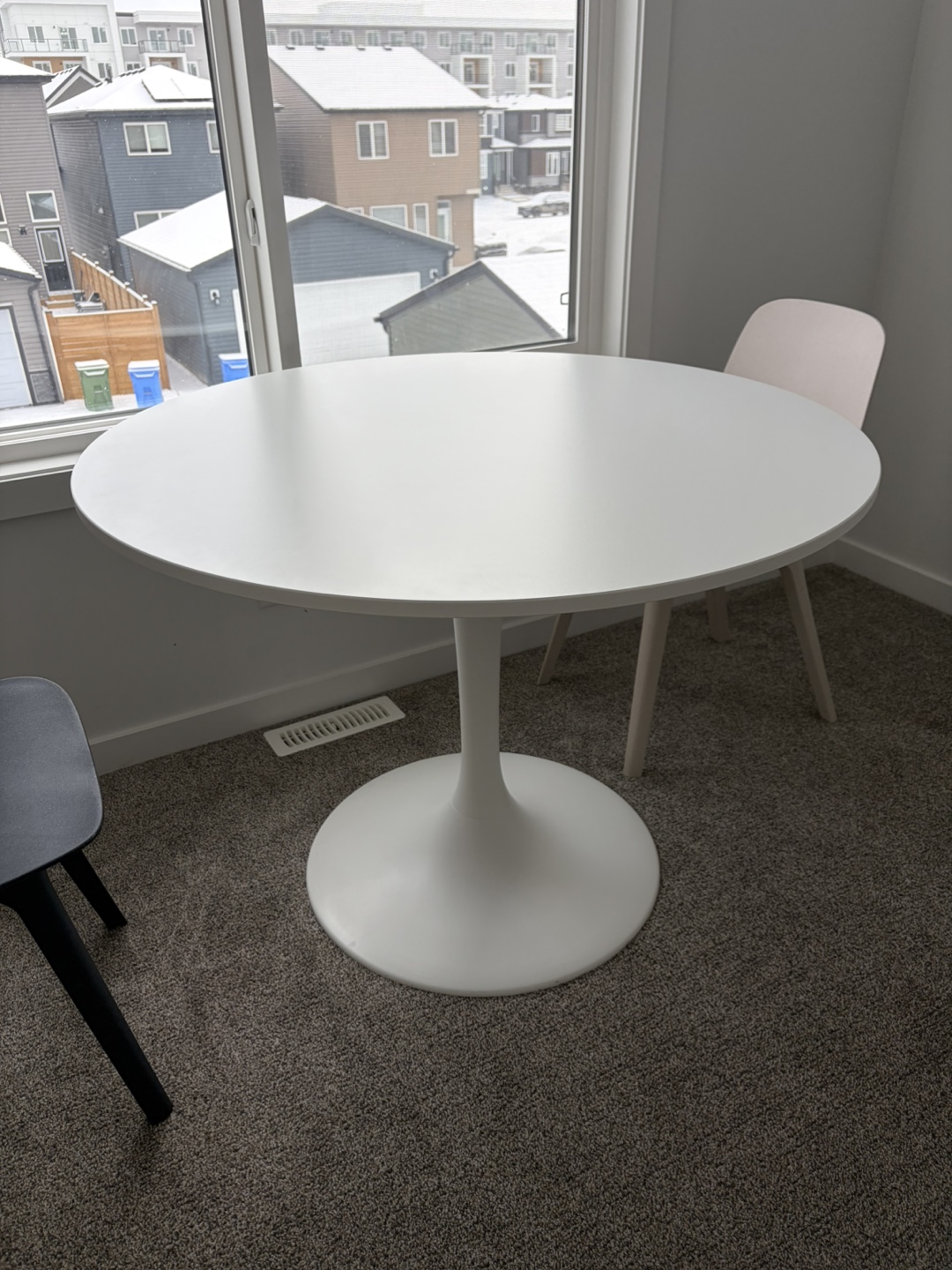 IKEA DOCKSTA White Round Dining Table - photo 4