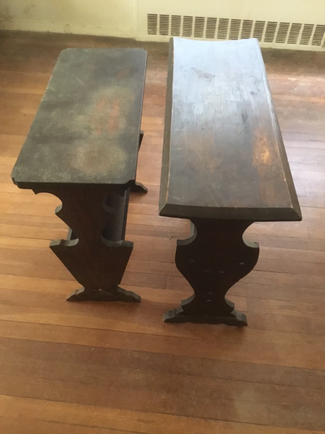 🥕2 Antique side tables - photo 2