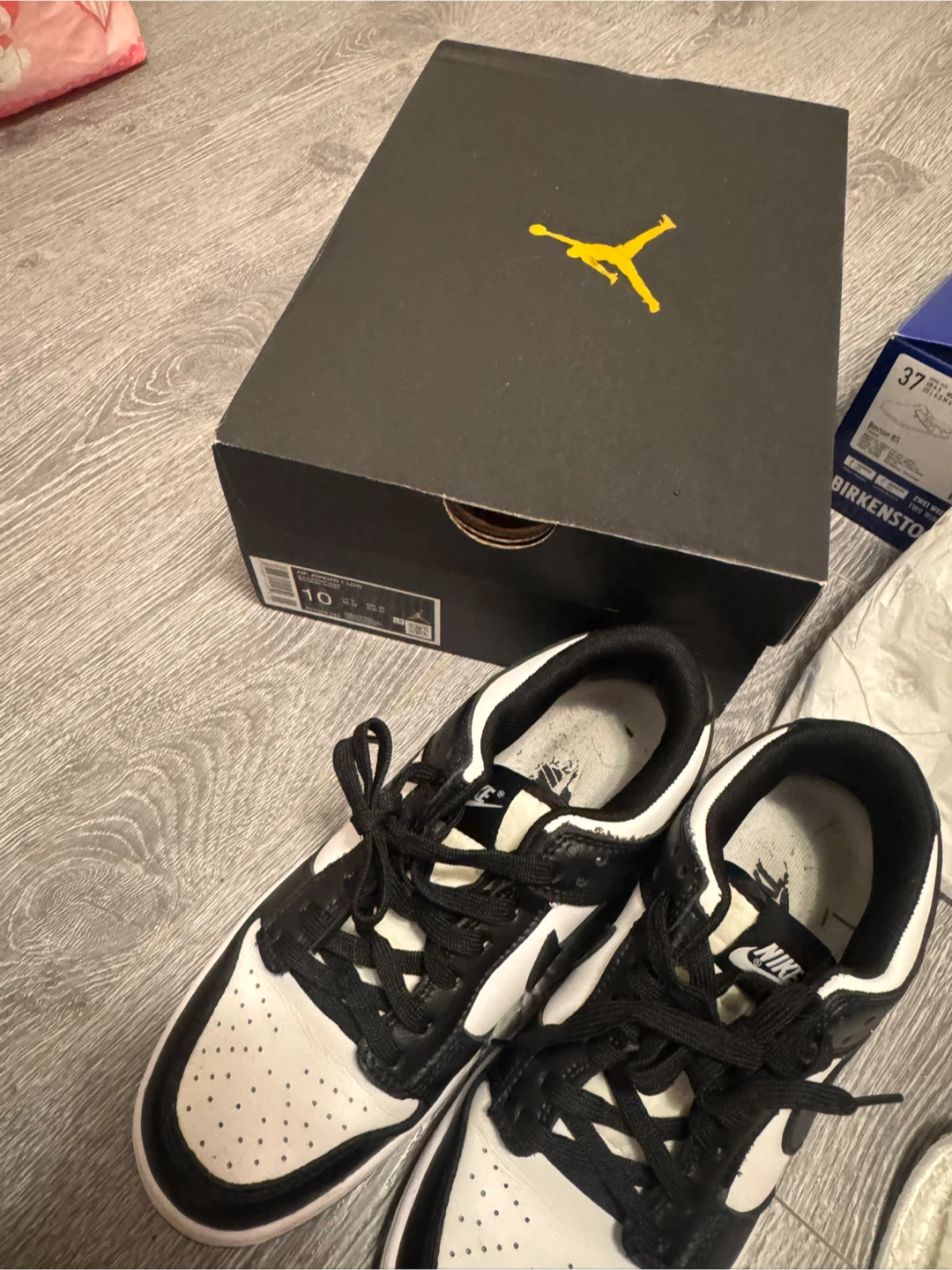 Air Jordan 1 Low Sneakers - Size US7