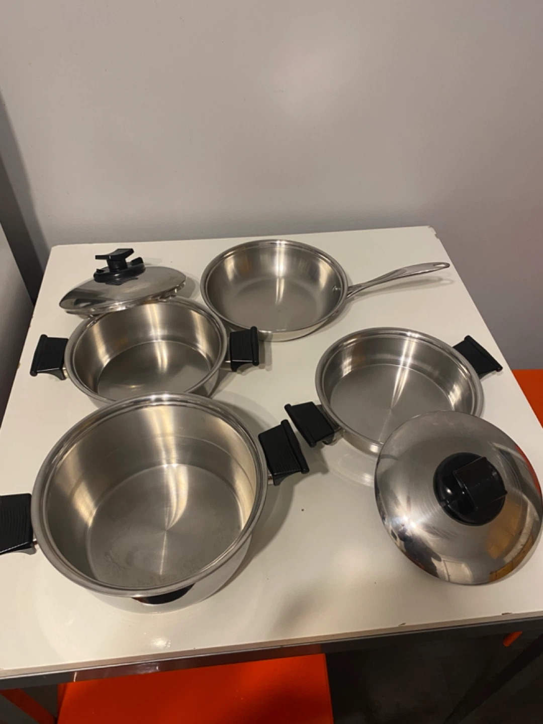 Stainless Steel Cookware Set with Lids