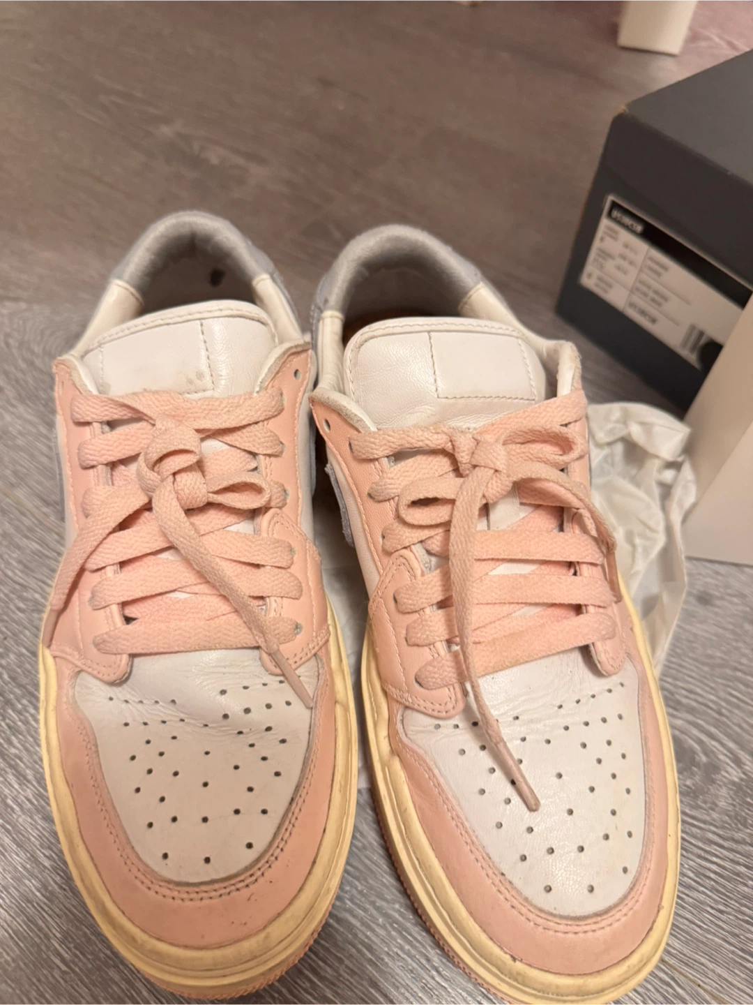 Nike Air Jordan 1 Low SE Pink Oxford Shoes