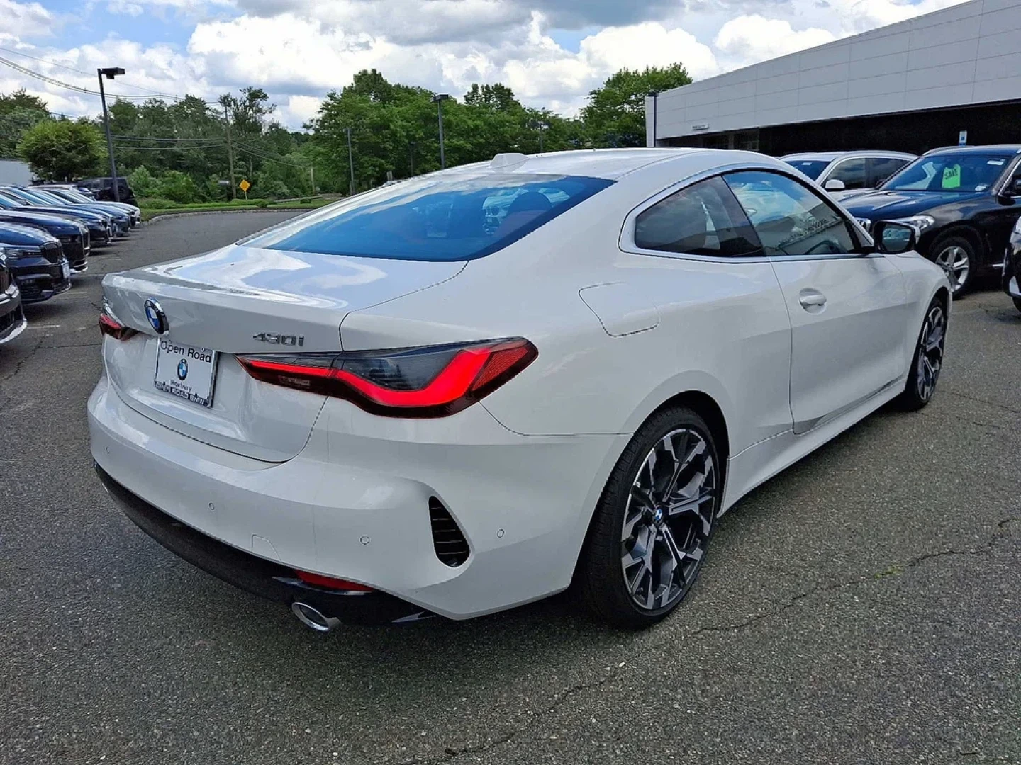 BMW 430i Coupe White Exterior W/ Red Interior - photo 3