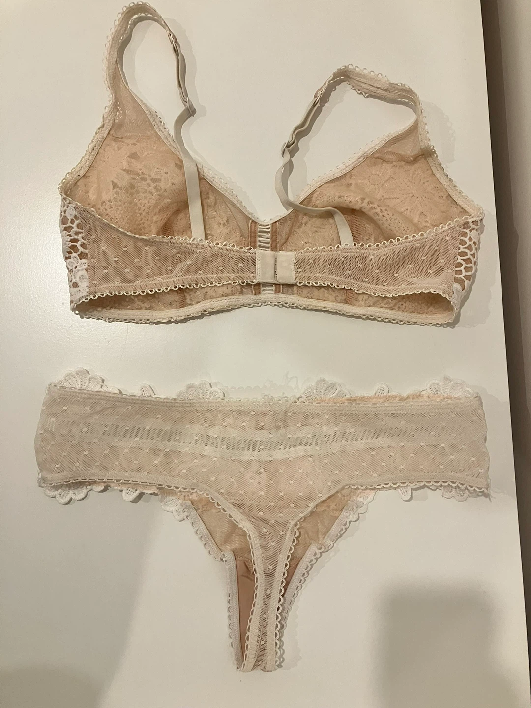 Victoria’s Secret Lace Bralette Set New - photo 2