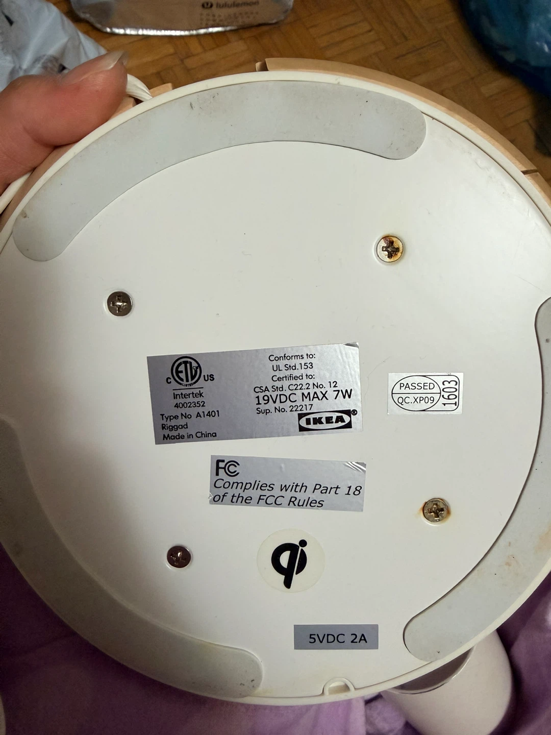 IKEA LED Lamp with usb port and wireless charging - photo 3