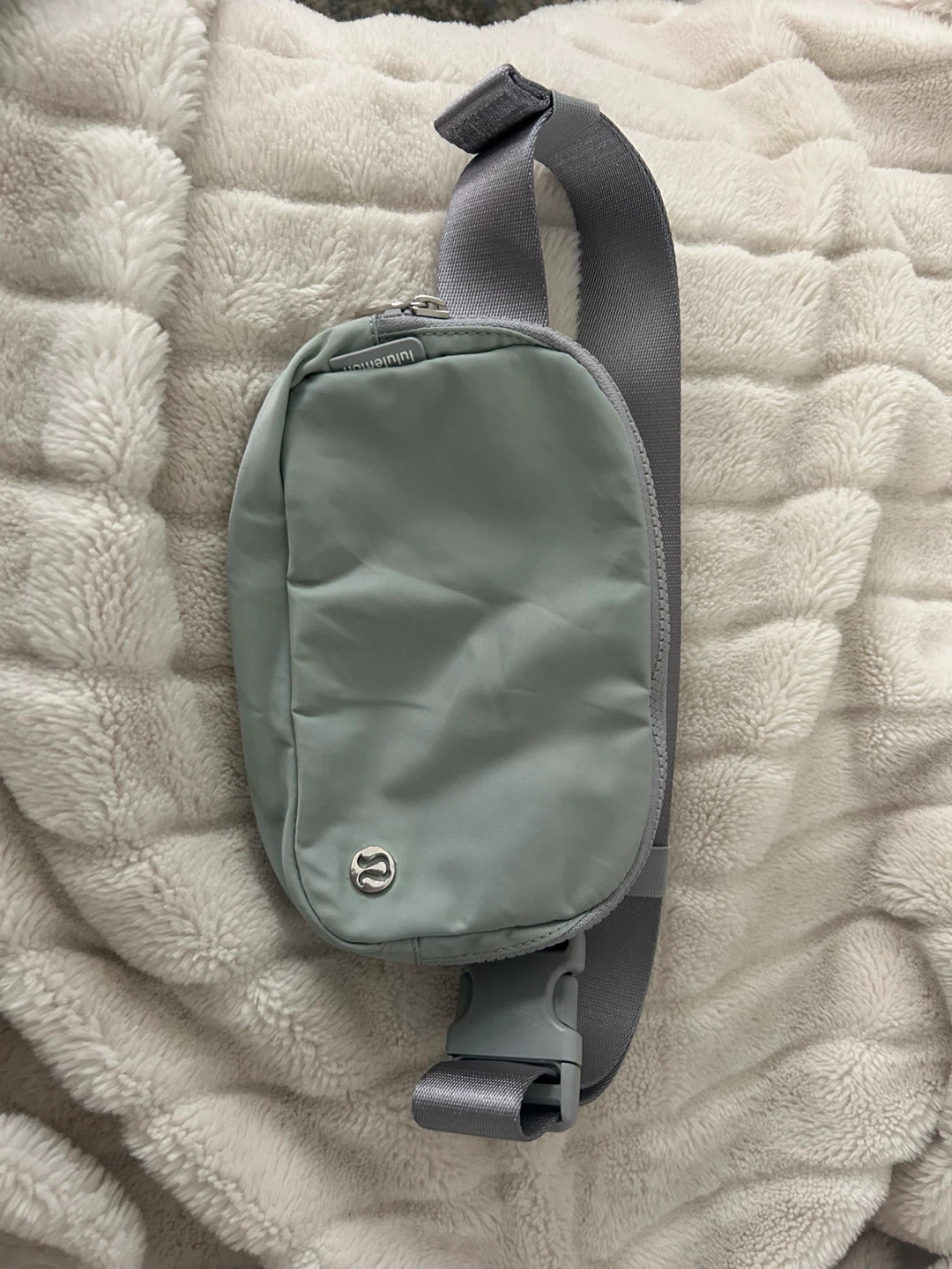 Lululemon Everywhere Belt Bag with Long Strap 1L - photo 2