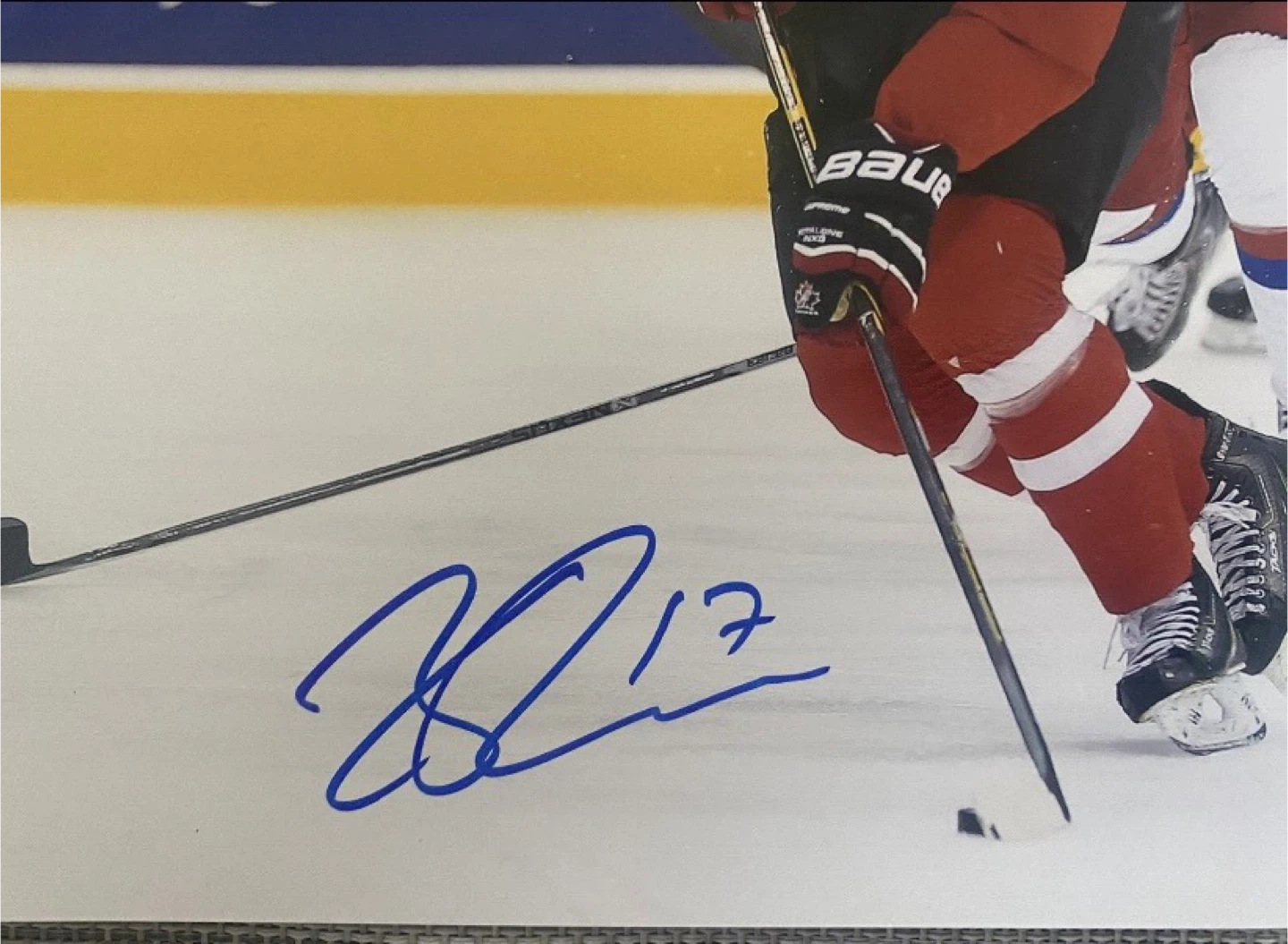 Autographed Connor McDavid Hockey Photo - photo 2