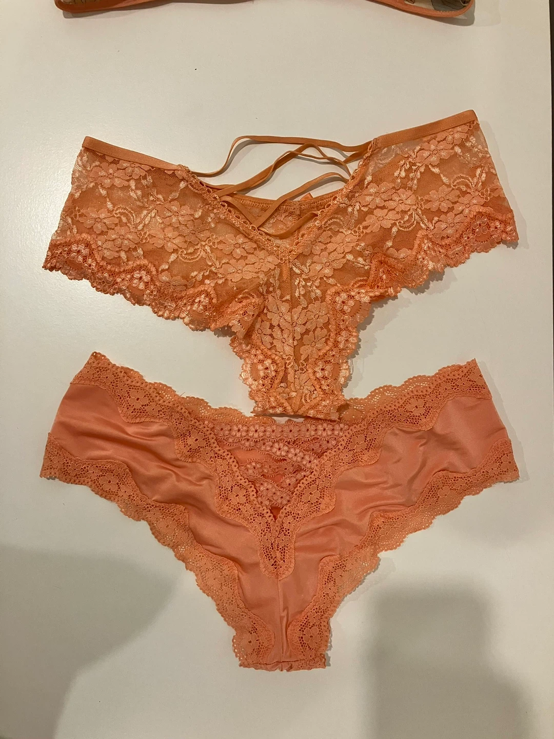 Victoria’s Secret Floral Bralette and Panty Set - photo 4