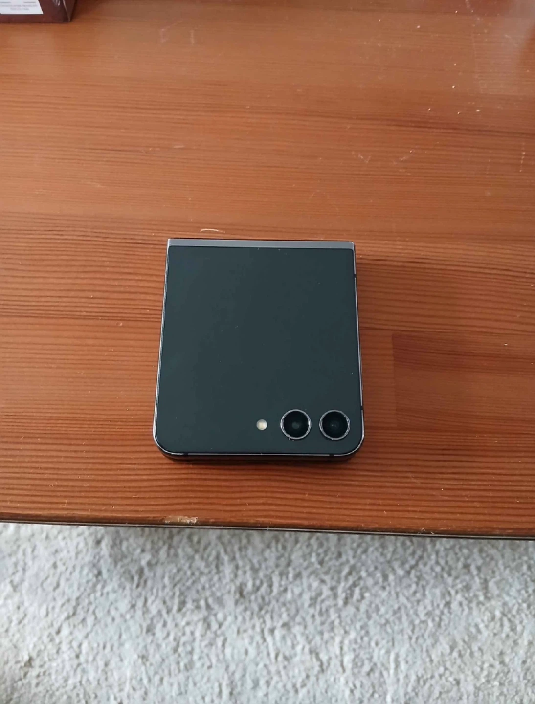 Samsung Z-Flip 5 (256GB) - photo 4