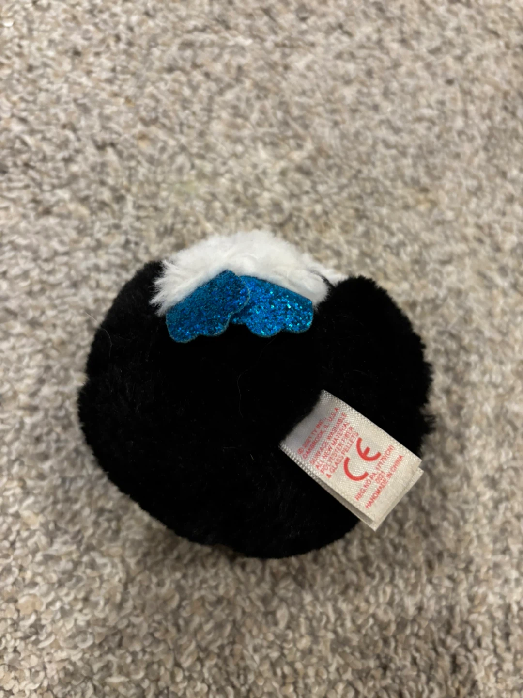 Ty Beanie Babies Waddles Penguin Plush Toy - photo 2