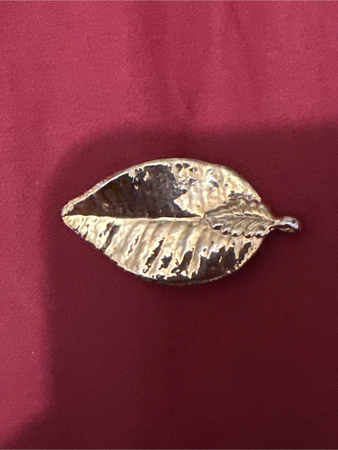 Hawaiian gold leaf pendant gold plated