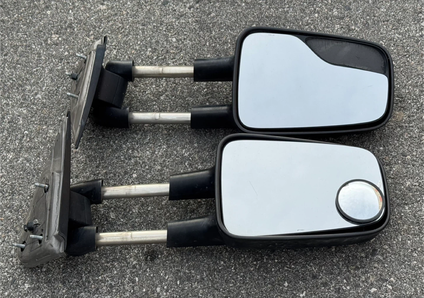 Pair of Black Towing Side Mirrors