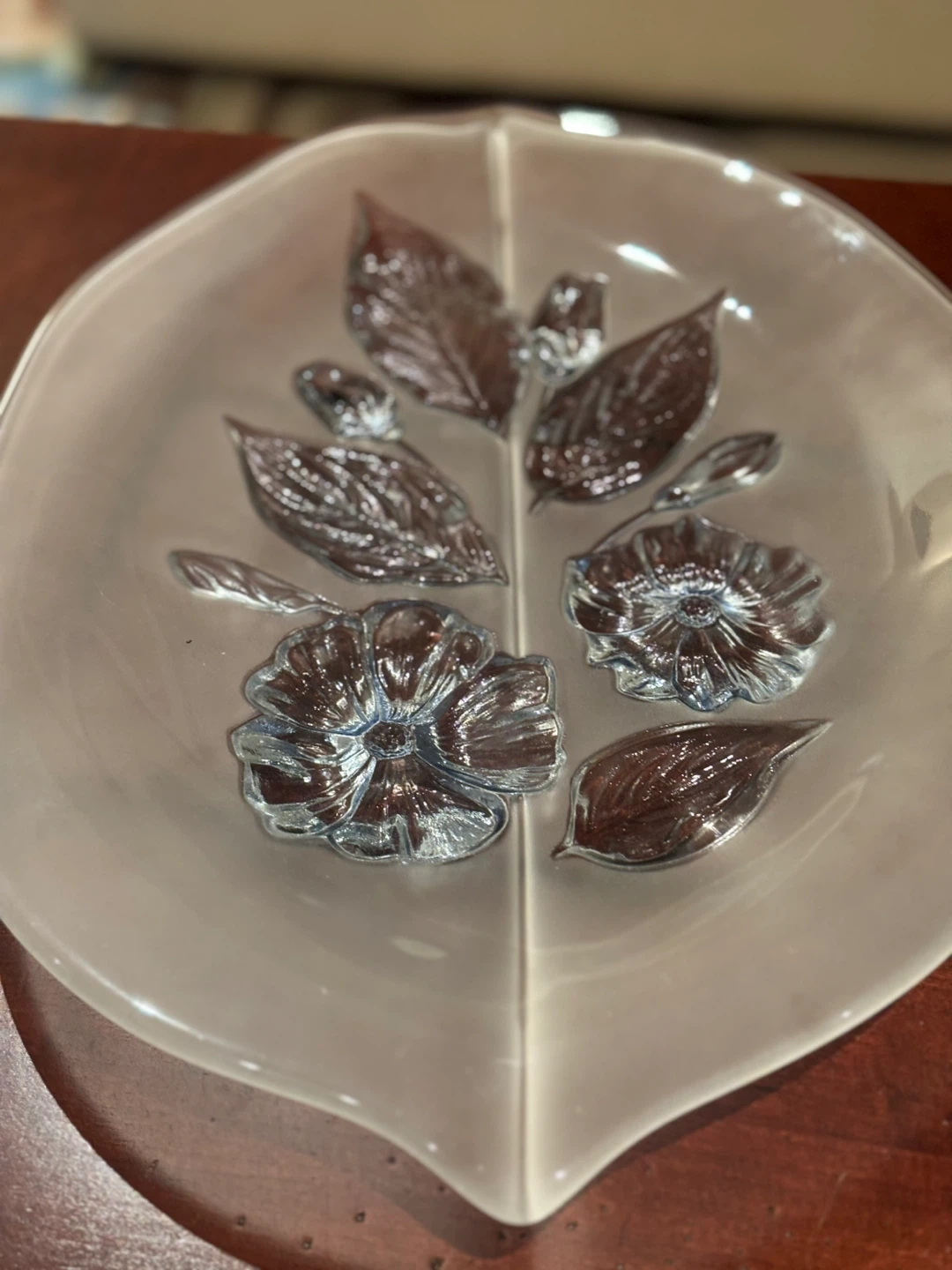 Frosted Glass Leaf Dish with Embossed Flowers - photo 2