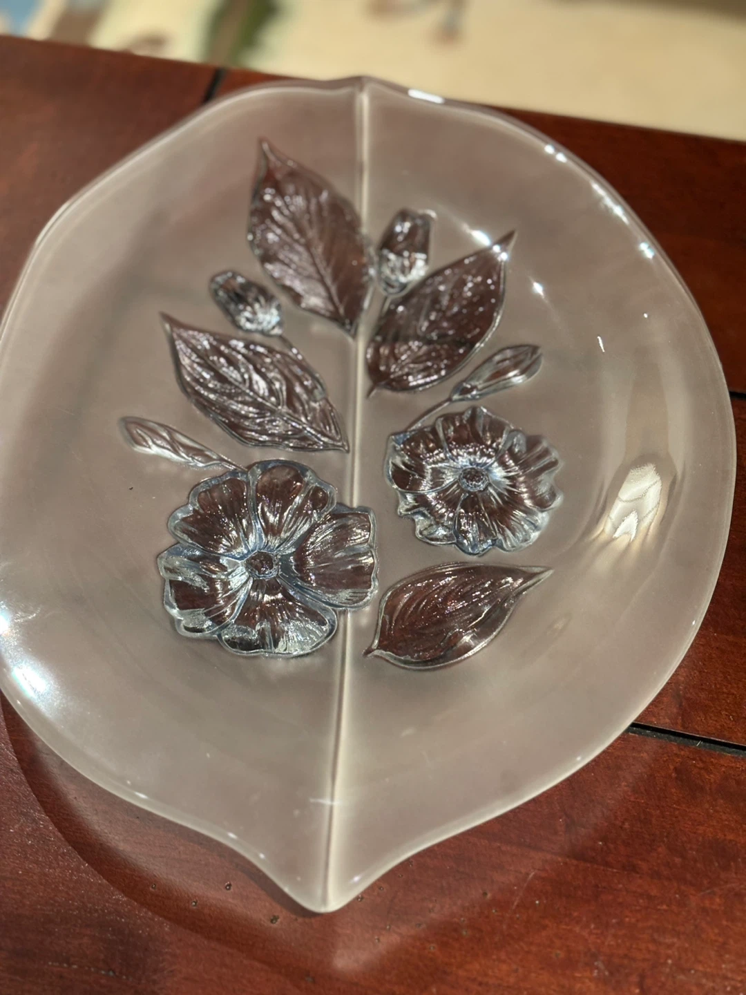 Frosted Glass Leaf Dish with Embossed Flowers - photo 5