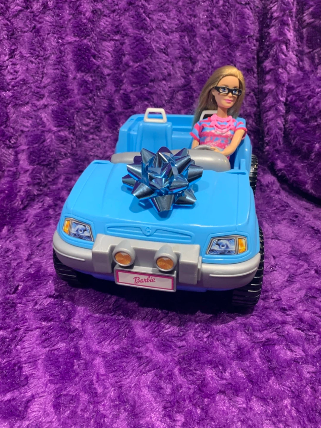 Barbie Doll and Blue SUV Playset
