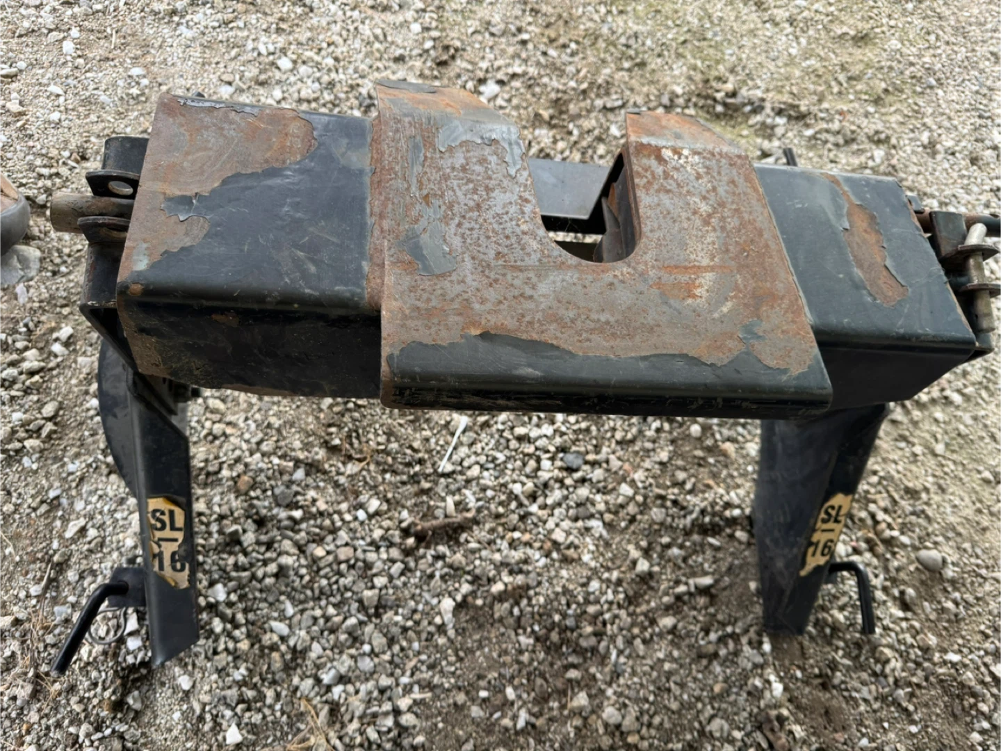 Fifth Wheel Trailer Hitch - photo 2