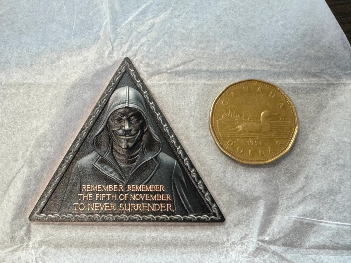 1 oz 999 Fine Copper Triangle  - Guy Fawkes Mask - photo 3