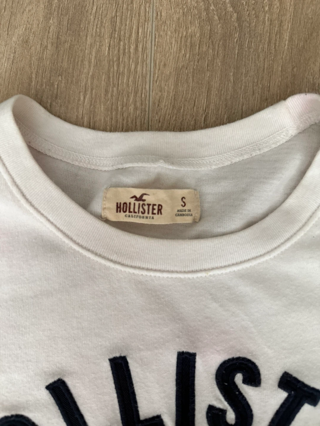 Hollister California Vintage T-Shirt - photo 3