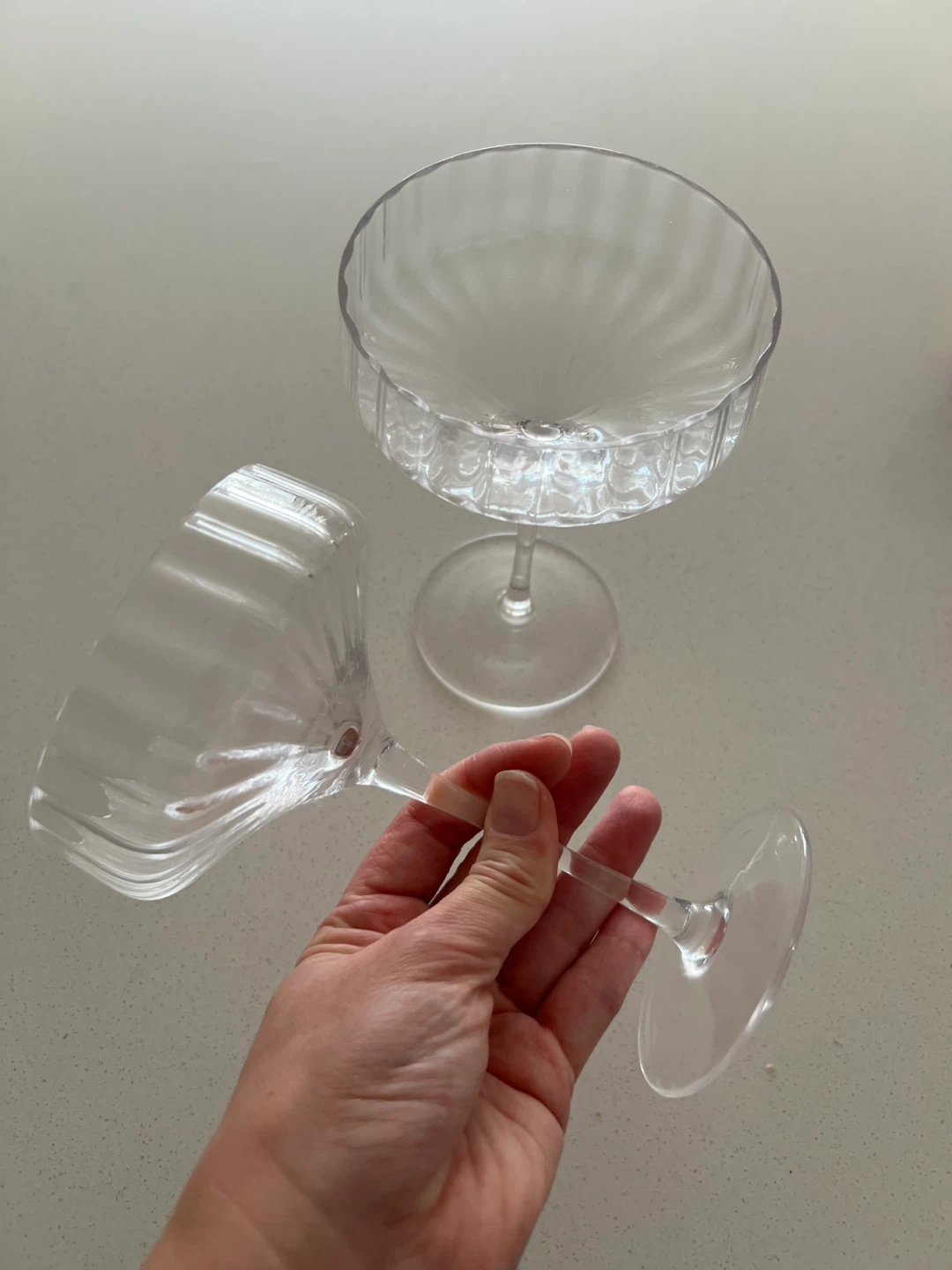 Set of 2 Clear Coupe Glasses - photo 2