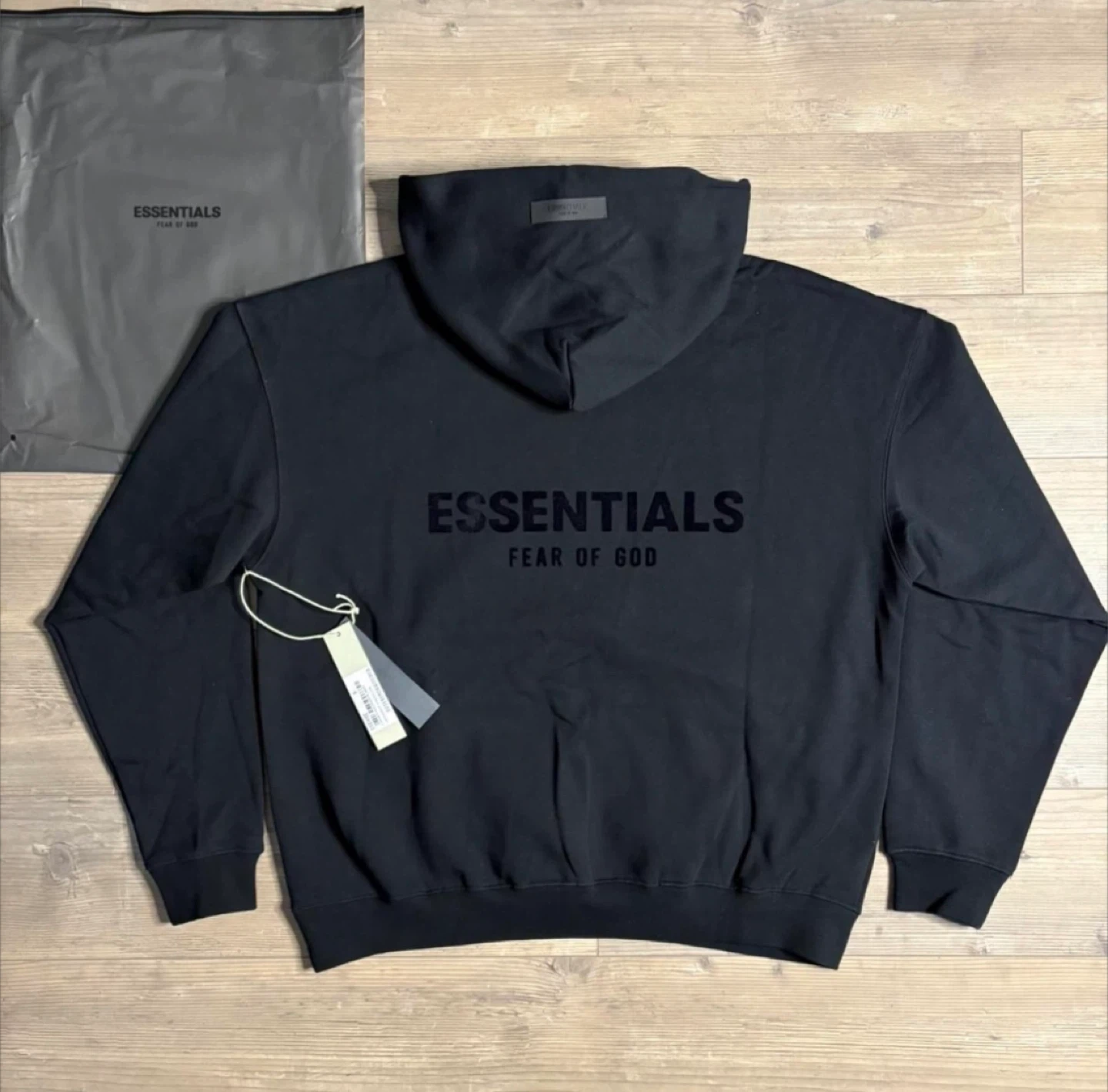New Essentials Hoodie Black with dust bag - photo 2