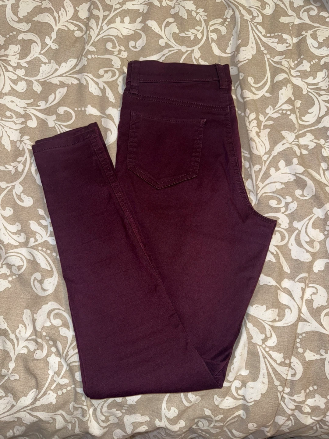 Women's Burgundy Skinny Jeans Size 6