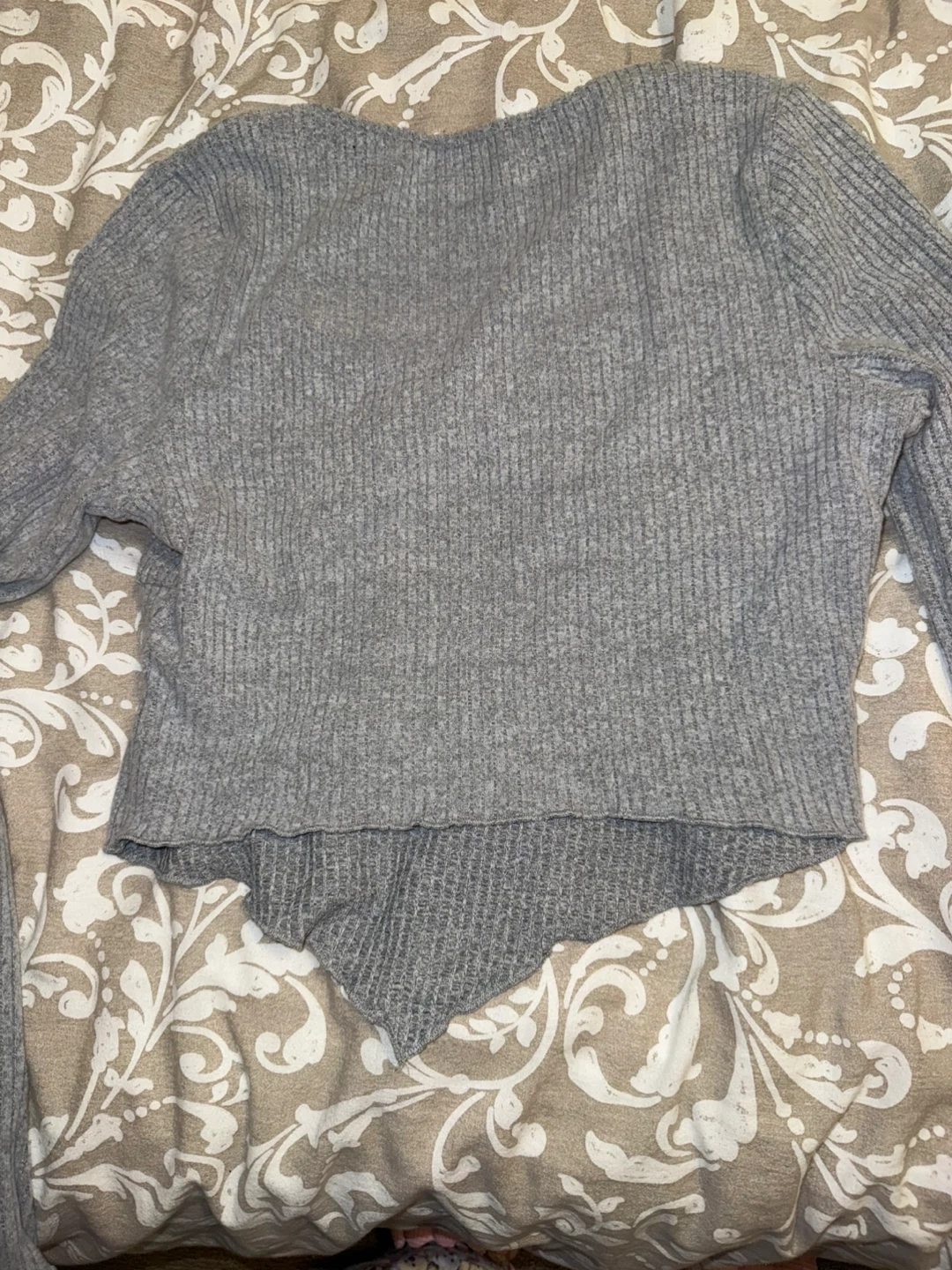 Grey Ribbed Bell Sleeve Twist Front Top 🧡 - photo 3