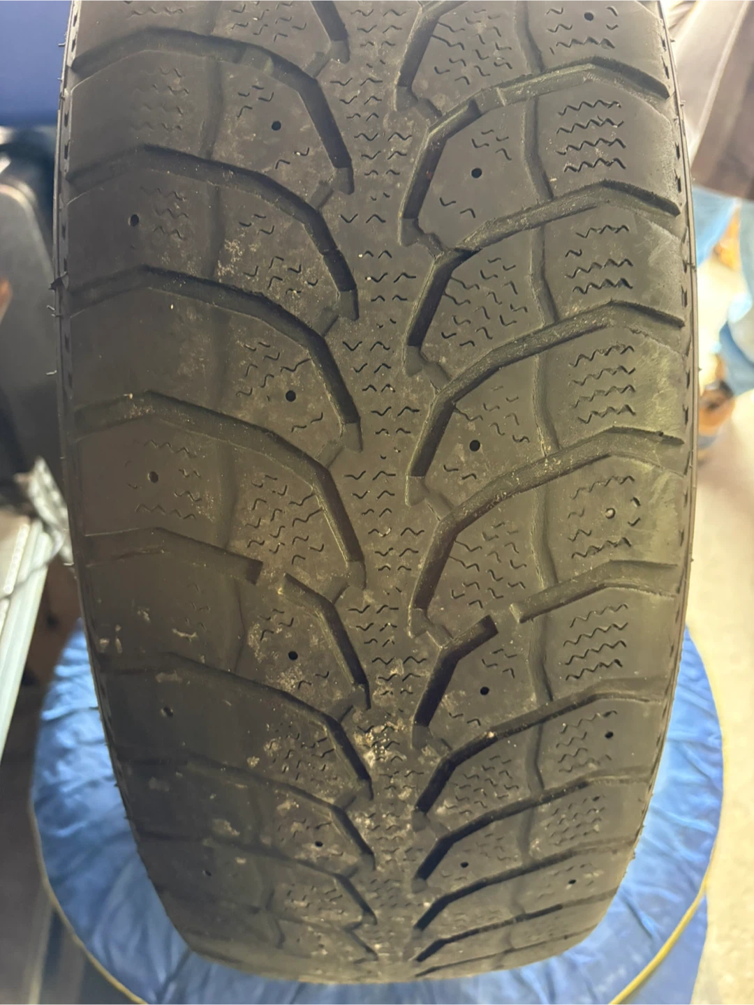 Rovelo Winter Tires 215/70R16 (Set of 4) - photo 4
