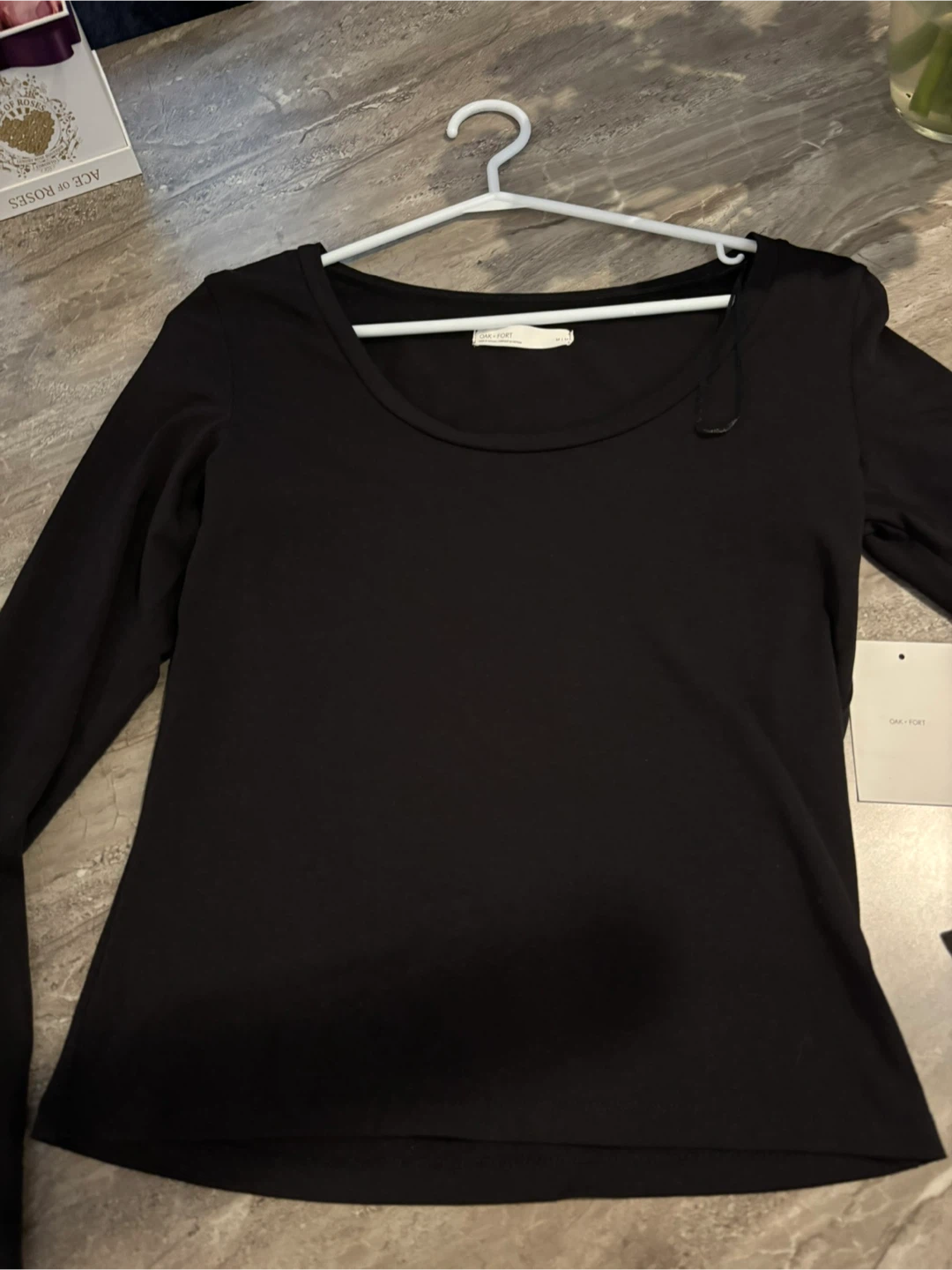 Oak and Fort Top size medium - New
