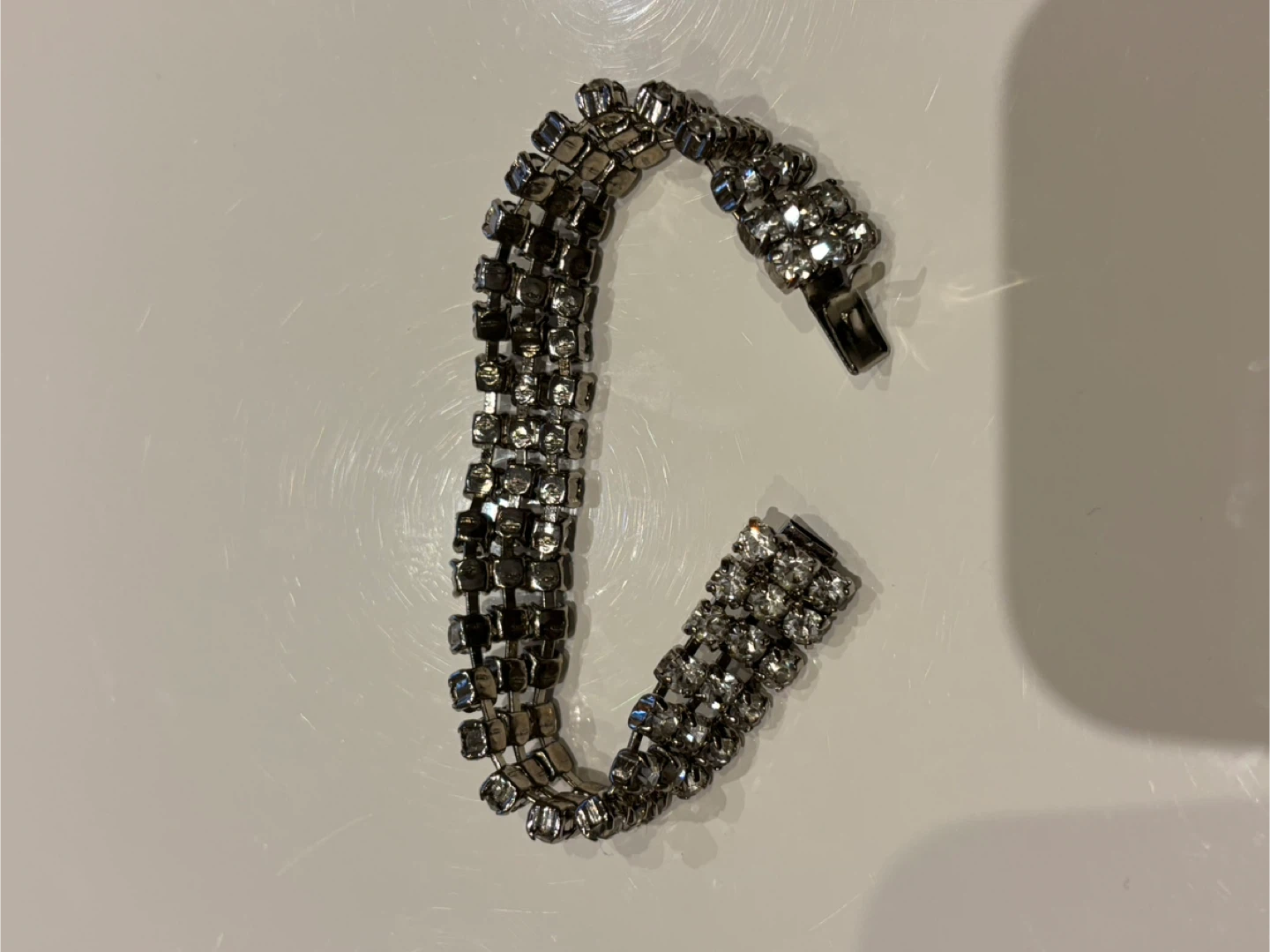 Quality Vintage clear rhinestone on silver tone chain bracelet - photo 5
