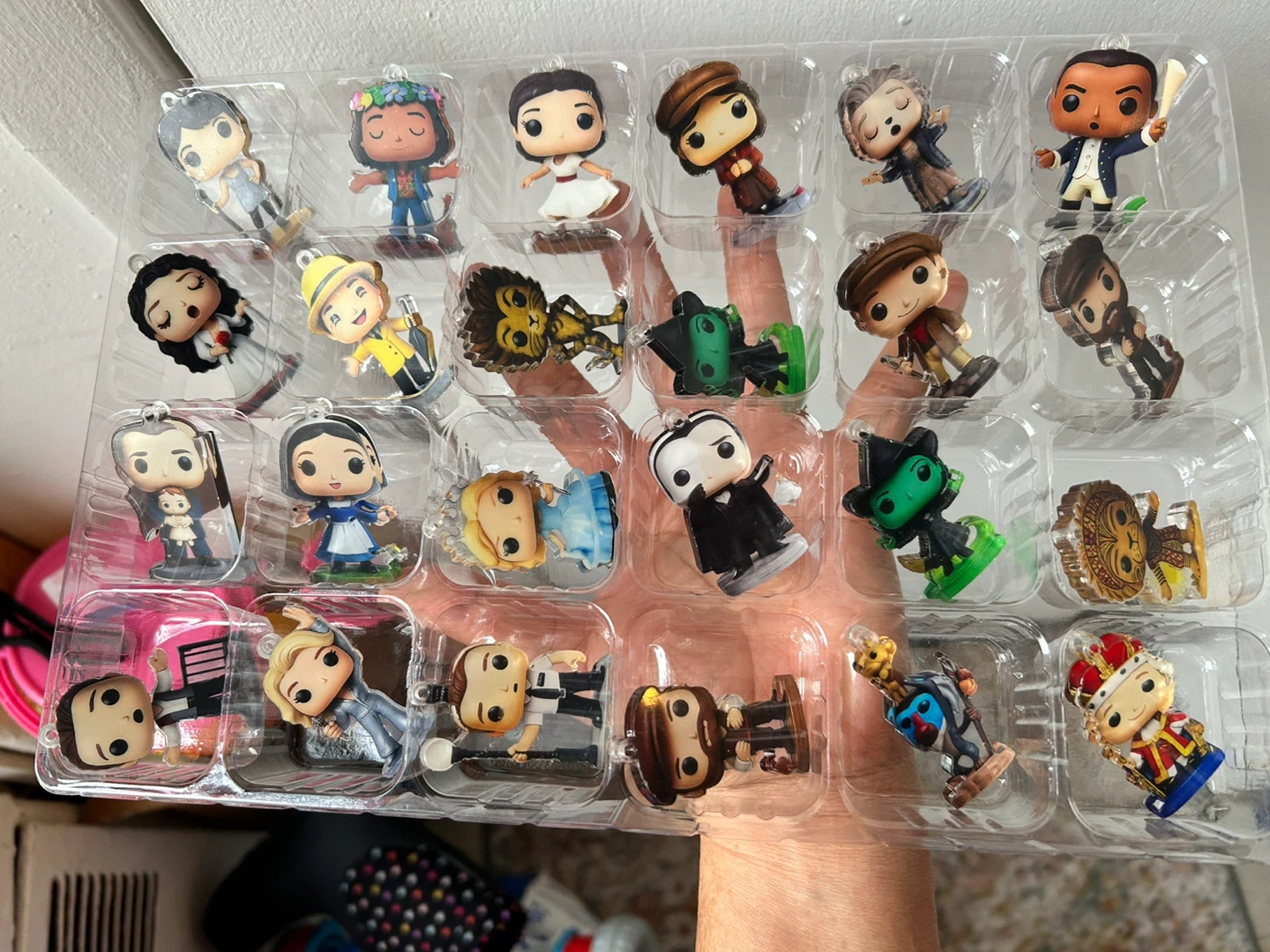 Keychains 🧡 24 in all