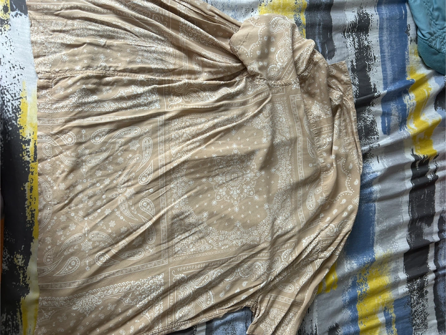 Short Sleeve Button-Up Shirt - photo 2