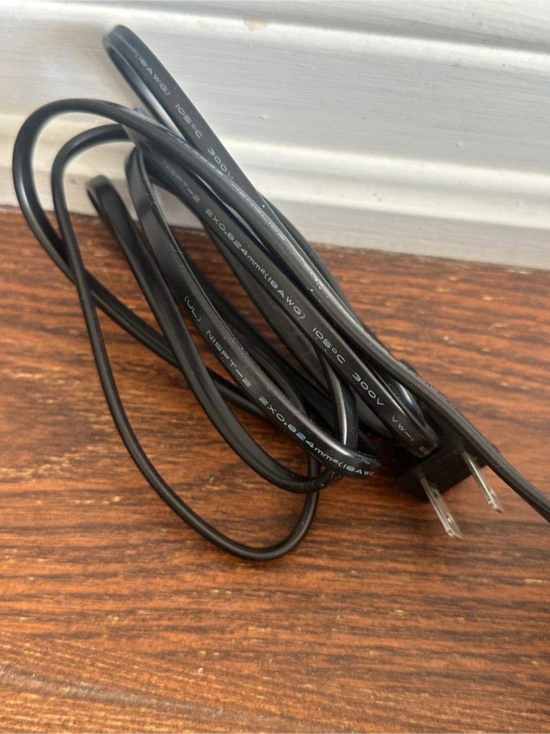 Eokely Projector with Cables - photo 3