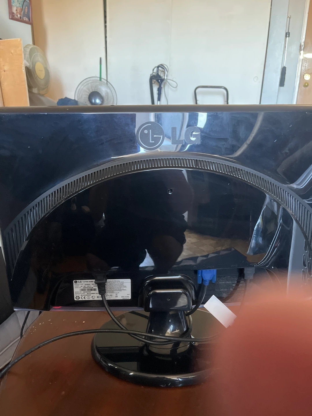 LG Flatron W2353v-pf Monitor - photo 3